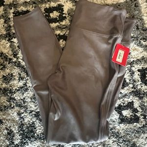 Spanx faux leather leggings 1x taupe